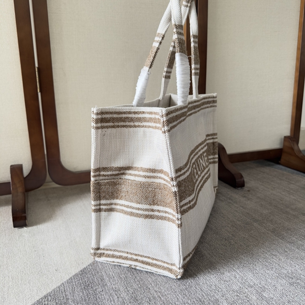 スーパーコピーブランドバッグ背面デザイン